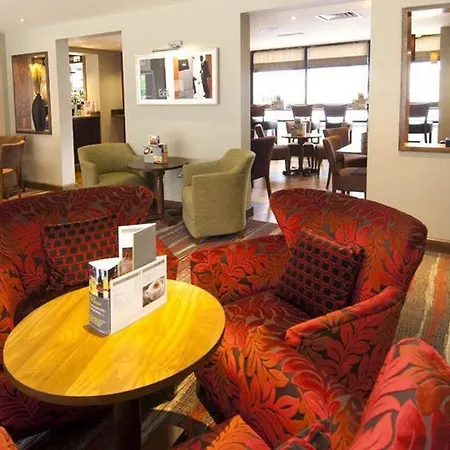 Premier Leeds Centre Hotel 3*